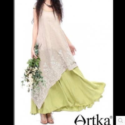 西江月绣花夏装新款大摆假两件棉麻民族风连衣裙