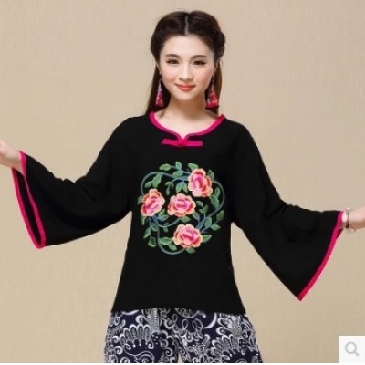 秋冬新款民族风女装宽松休闲绣花T恤棉麻