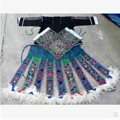 贵州苗族特色纯手工老绣服饰百鸟衣收藏品F-012