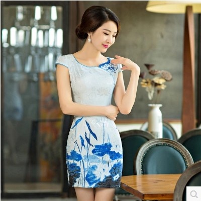 中国风修身短款连衣裙包臀显瘦