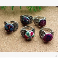 手工打造工艺复古苗银绣戒指 苗银+绣古典银饰