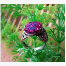 手工打造工艺复古苗银绣戒指 苗银+绣古典银饰